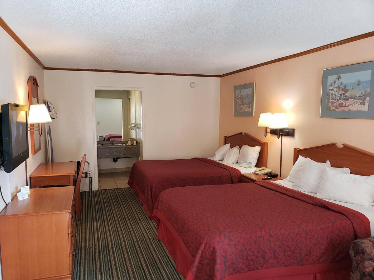 Economy Hotel Wichita- Florence St Esterno foto